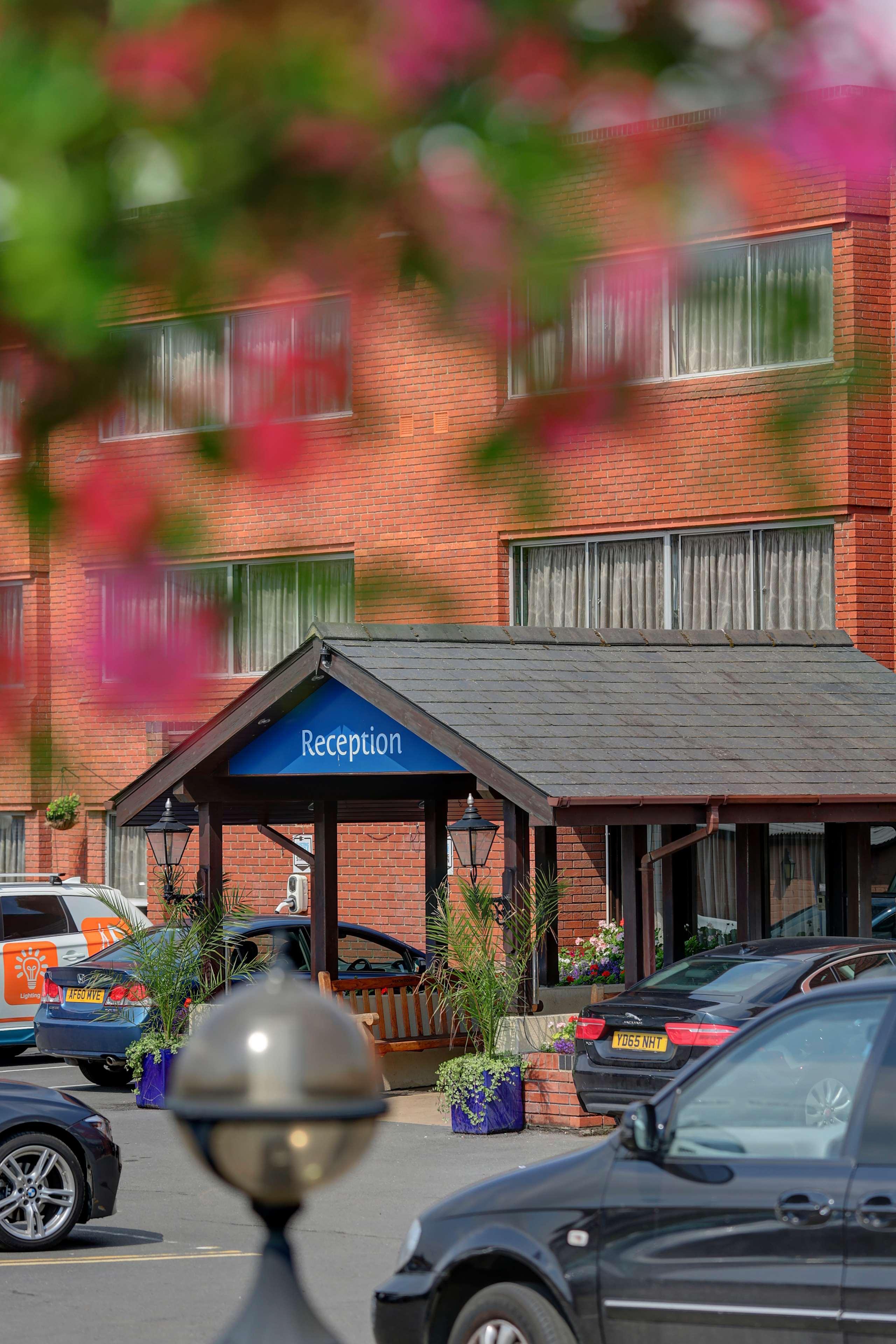 Best Western Heath Court Hotel Newmarket  Kültér fotó