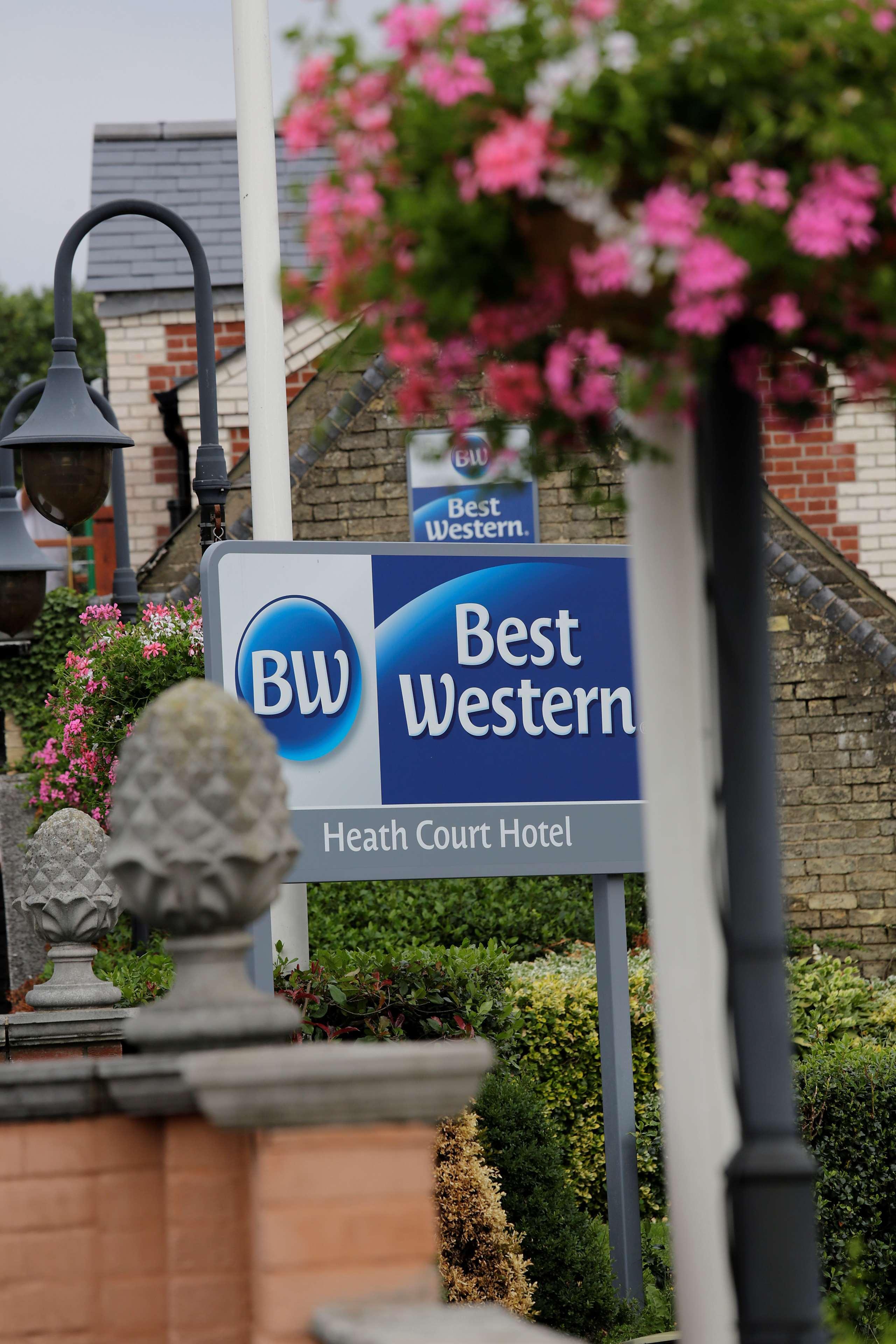Best Western Heath Court Hotel Newmarket  Kültér fotó