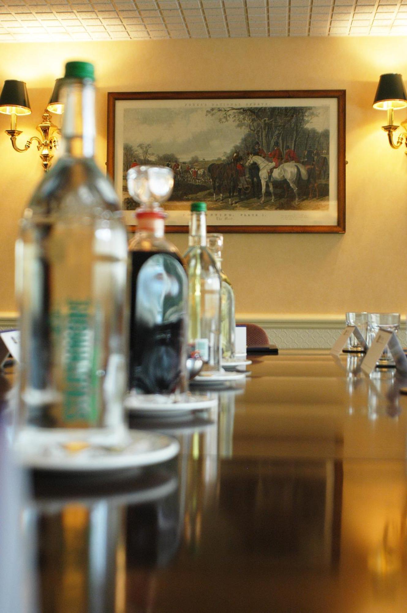Best Western Heath Court Hotel Newmarket  Kültér fotó