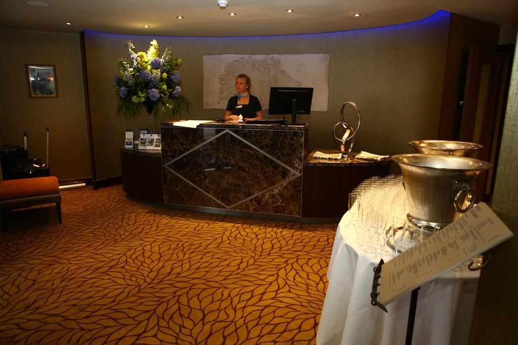 Best Western Heath Court Hotel Newmarket  Kültér fotó